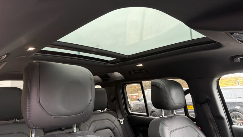 Land Rover Defender 2.0 P400e X 110 5dr Auto Estate